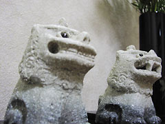 信楽焼シーサー